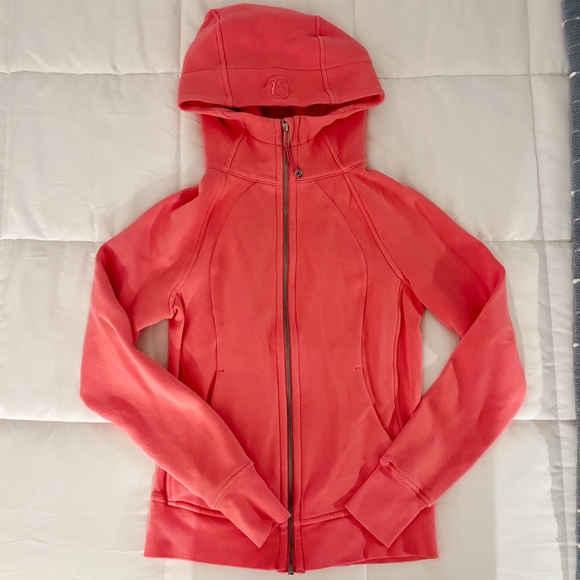 Lululemon Scuba Full-Zip Hoodie Coral Pink Size 4 Beautiful Condition! - Picture 1 of 4